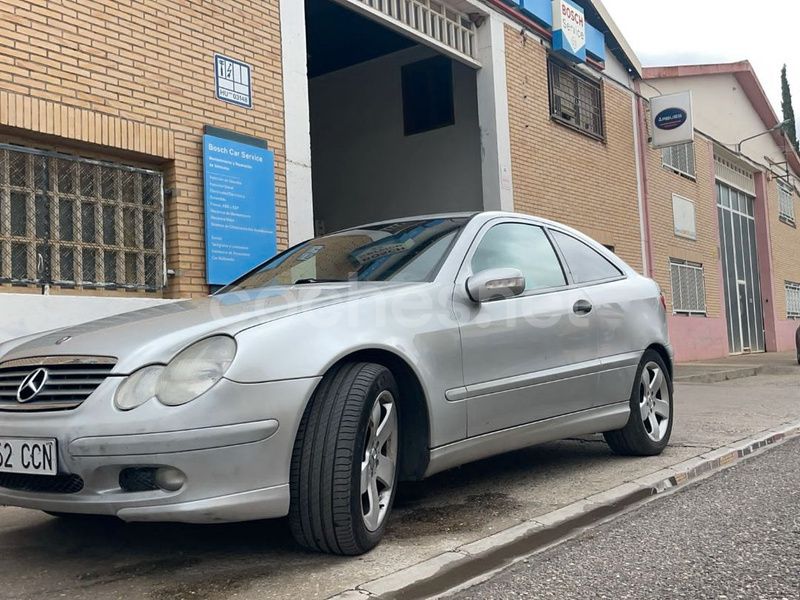 Gris / plata Usado 2002 Mercedes C180 Berlina | 2900 € (Caro) - Imagen 1/4