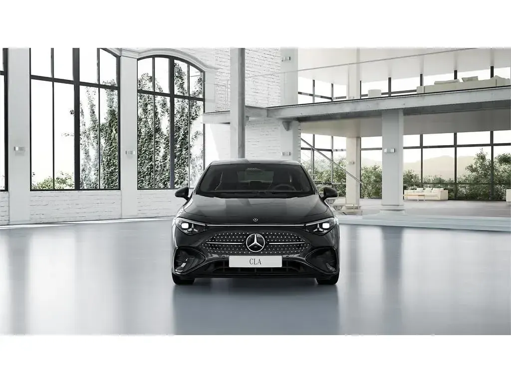 Nuevo Mercedes CLA180 136 CV (100 kW) 2025 Negro cosmos Berlina