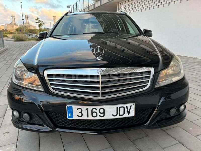 Usado Mercedes C180 Elegance 120 CV (88 kW) 2011 Negro Familiar
