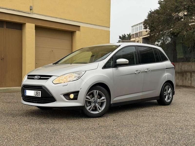 Usado Ford C-MAX 116 CV (85 kW) 2015 Monovolumen