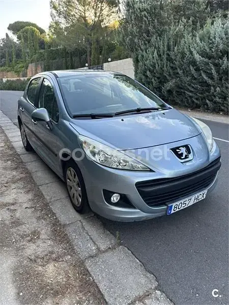 Usado Peugeot 207 Business-Line 75 CV (55 kW) 2011 Azul Berlina