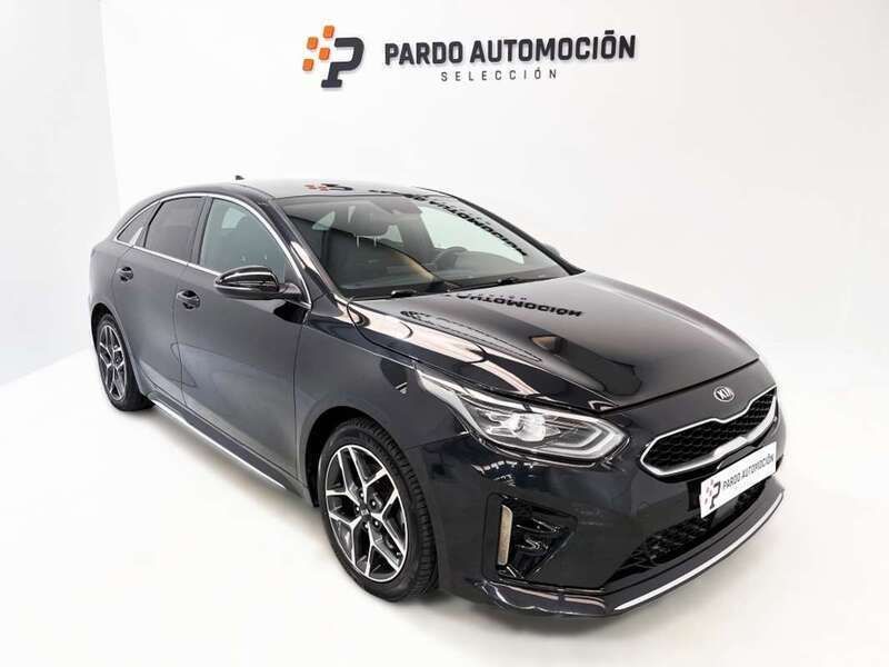 Usado Kia ProCeed GT-Line 136 CV (100 kW) 2020 Negro Utilitario