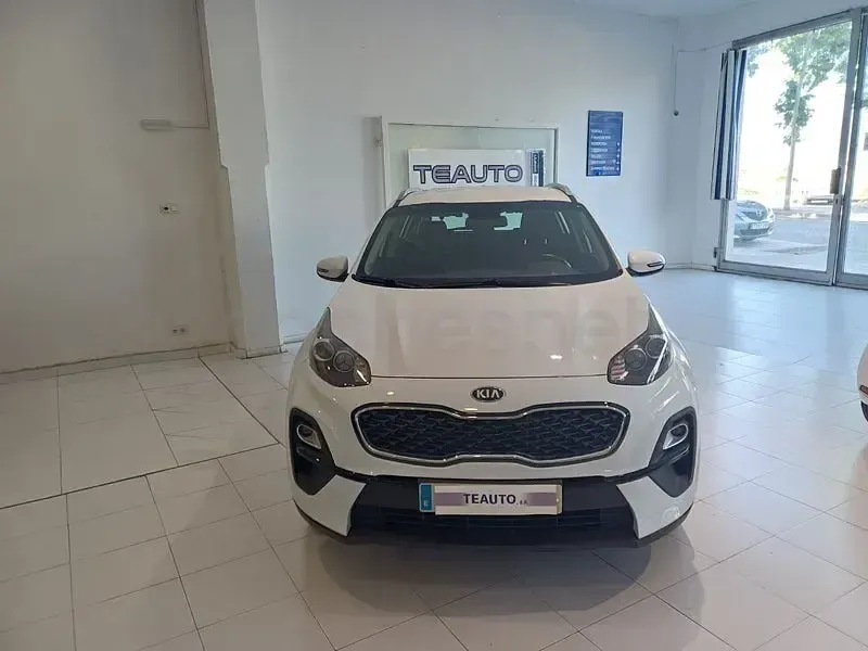 Usado Kia Sportage 136 CV (100 kW) 2021 Blanco SUV