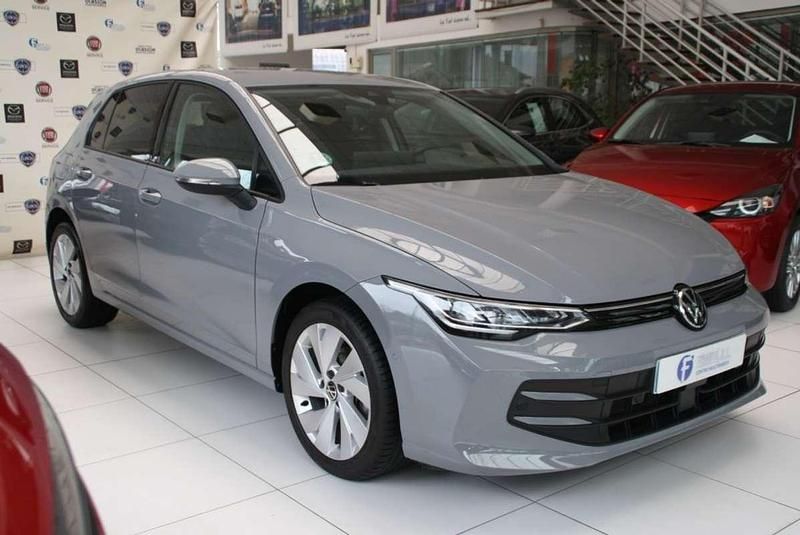 Plateado Usado 2025 VW Golf VIII Utilitario | 24.200 € (Buen precio) - Imagen 1/4