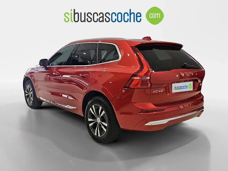 Usado Volvo XC60 Core 349 CV (256 kW) 2025 Rojo SUV