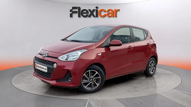 Usado Hyundai i10 87 CV (63 kW) 2017 Rojo Utilitario
