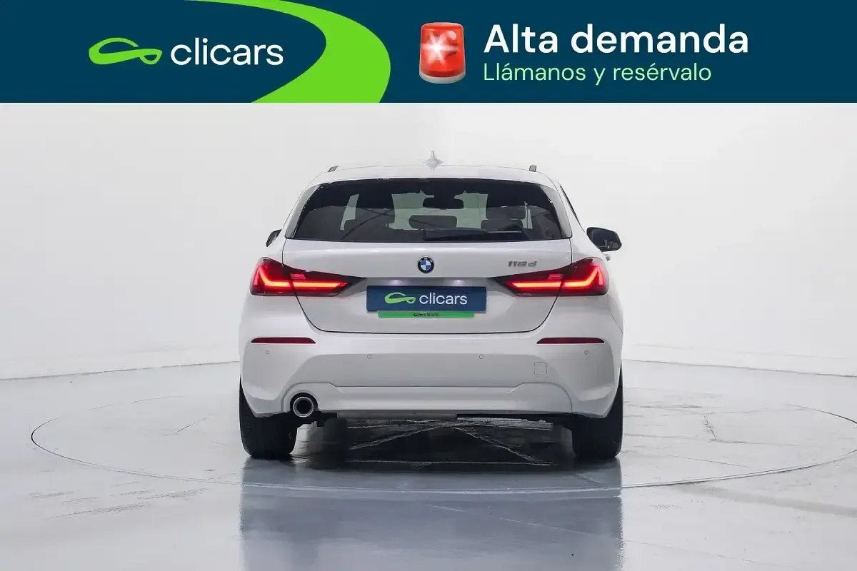 Usado BMW 116 116 CV (85 kW) 2021 Blanco Utilitario