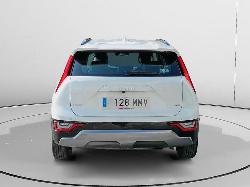 Usado Kia Niro 141 CV (103 kW) 2024 Blanco SUV