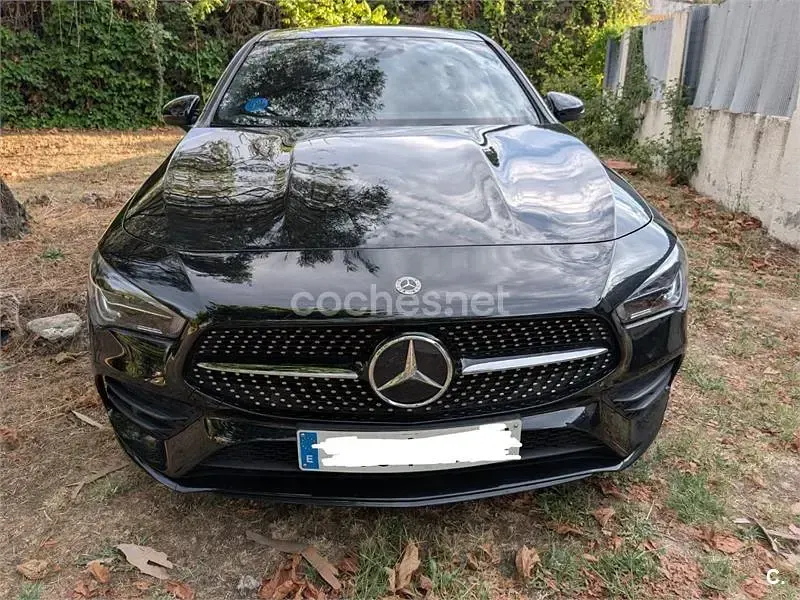 Usado Mercedes CLA250e Shooting Brake 218 CV (160 kW) 2023 Negro Familiar