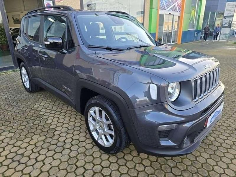 Usado Jeep Renegade Limited 131 CV (96 kW) 2023 Gris / plata SUV