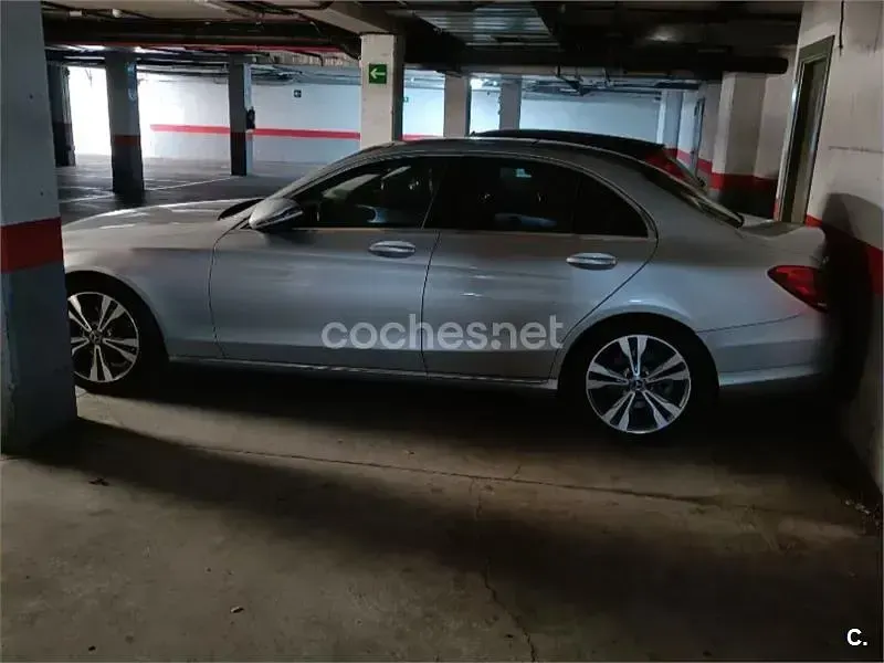 Usado Mercedes C220 170 CV (125 kW) 2018 Blanco Berlina
