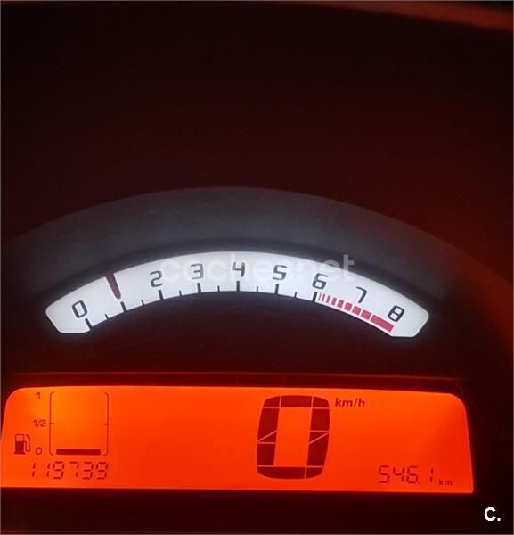Granate Usado 2006 Citroën C3 Utilitario | 3100 € (Precio justo) - Imagen 1/4