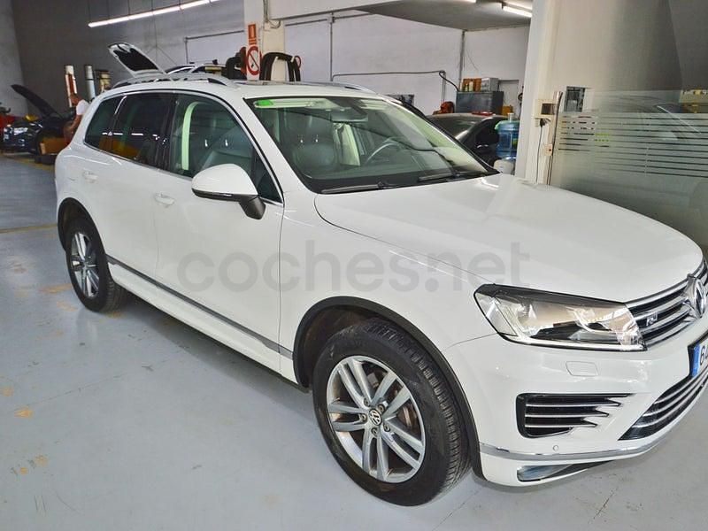 Usado VW Touareg R-line 262 CV (192 kW) 2015 Blanco SUV