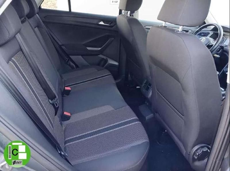 Usado VW T-Roc Advance 116 CV (85 kW) 2019 Gris SUV