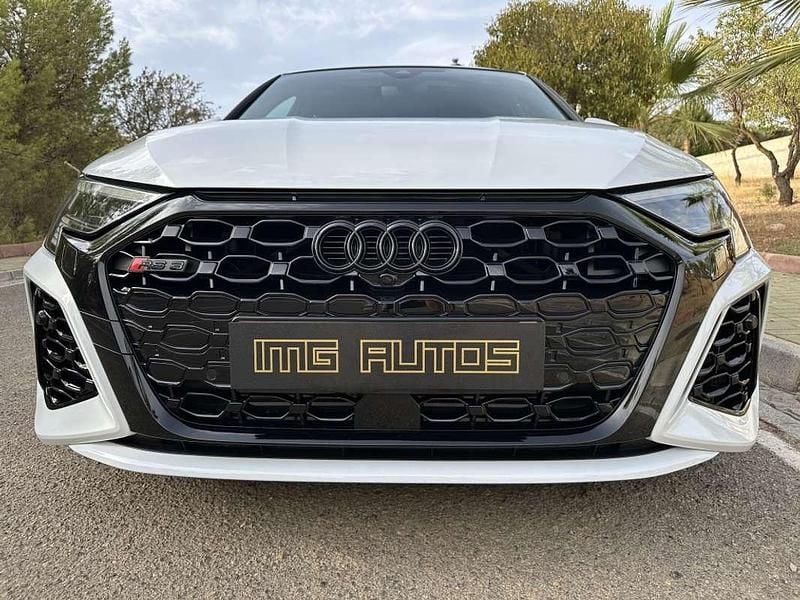 Blanco Usado 2024 Audi RS3 Sportback Sport Utilitario | 62.999 € (Super precio) - Imagen 1/4