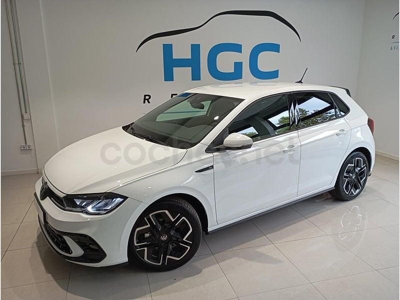 Blanco Nuevo 2025 VW Polo R-line Berlina | 24.490 € (Precio justo) - Imagen 1/4