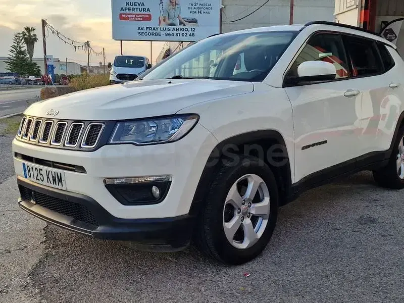Usado Jeep Compass Longitude 140 CV (102 kW) 2019 Blanco SUV