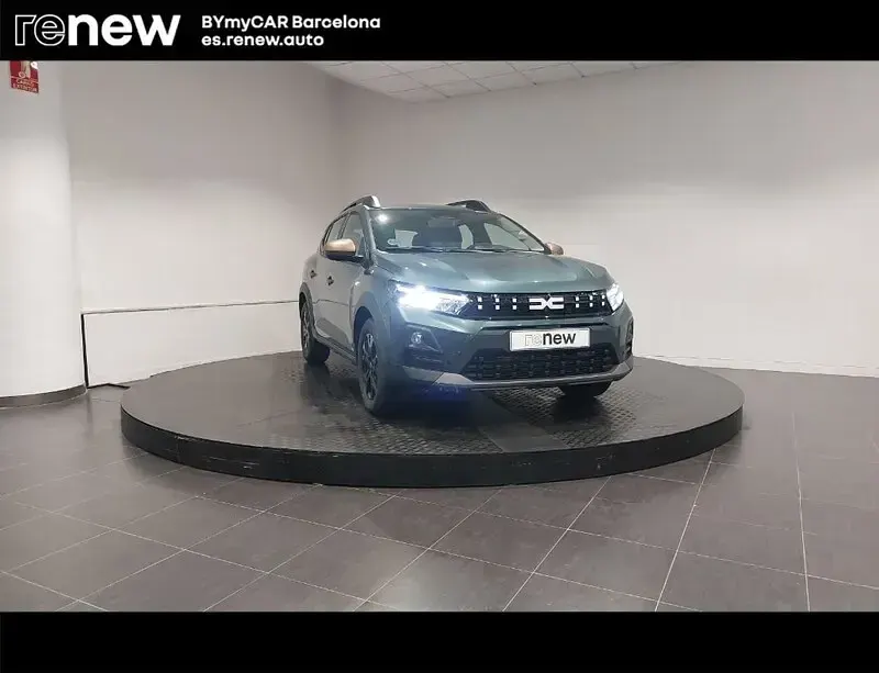 Usado Dacia Sandero Extreme 120 CV (88 kW) 2026 Verde Berlina