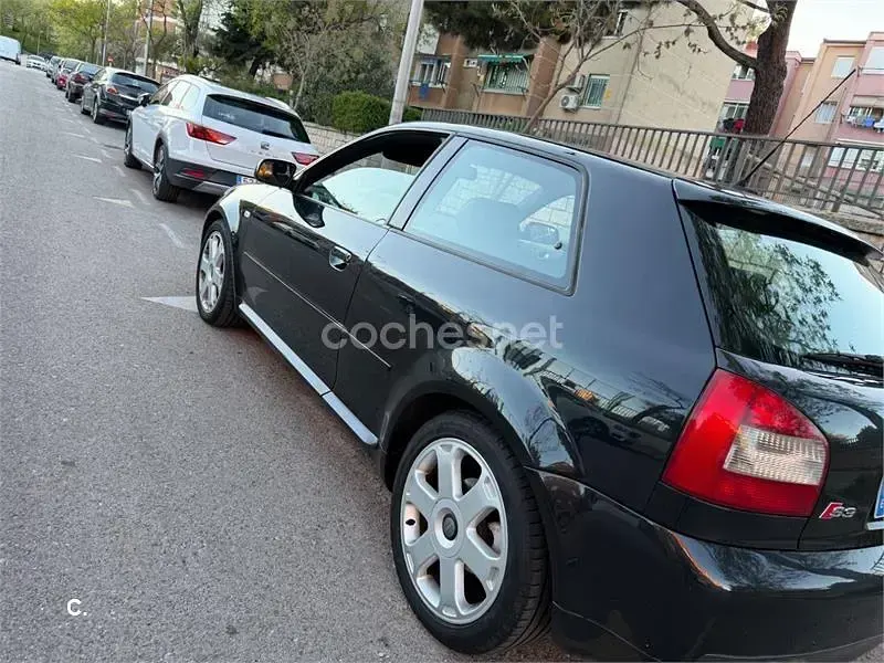Usado Audi S3 225 CV (165 kW) 2003 Negro Utilitario