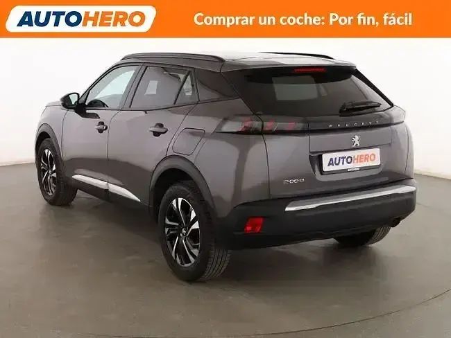 Usado Peugeot 2008 Allure 101 CV (74 kW) 2022 Gris SUV