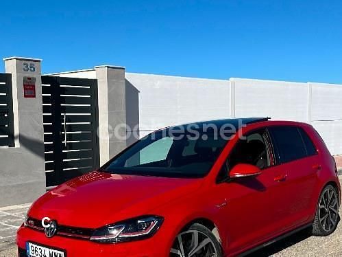 Usado VW Golf VII GTI 245 CV (180 kW) 2019 Rojo Berlina