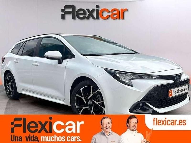 Blanco Usado 2024 Toyota Corolla Active Familiar | 25.790 € (Un poco caro) - Imagen 1/4