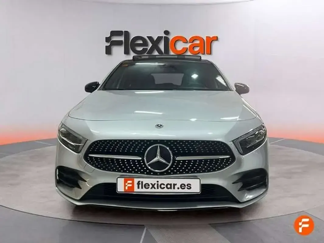 Usado Mercedes A250 218 CV (160 kW) 2021 Gris Berlina