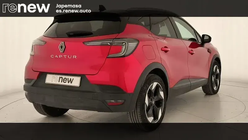 Usado Renault Captur Techno 100 CV (73 kW) 2025 Rojo SUV