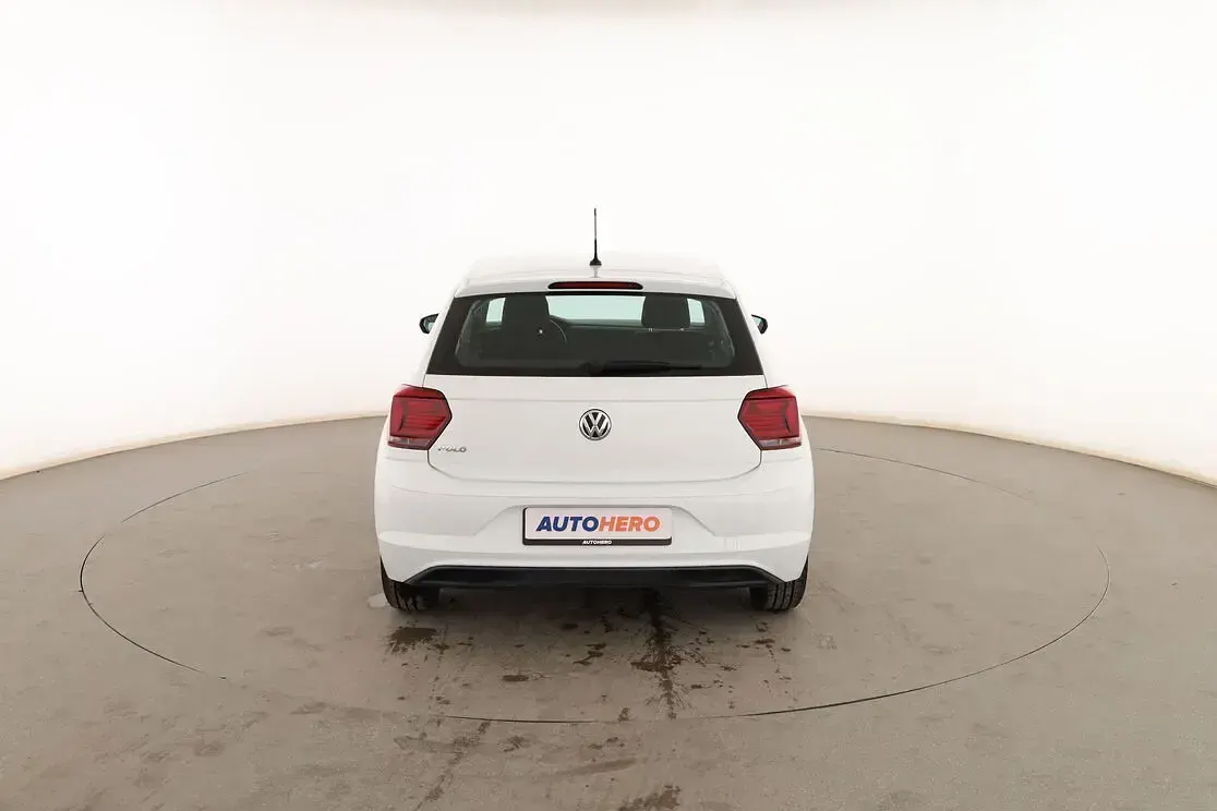 Usado VW Polo Advance 95 CV (69 kW) 2018 Blanco Utilitario