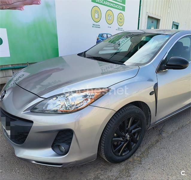 Usado Mazda 3 115 CV (84 kW) 2012 Gris / plata Berlina
