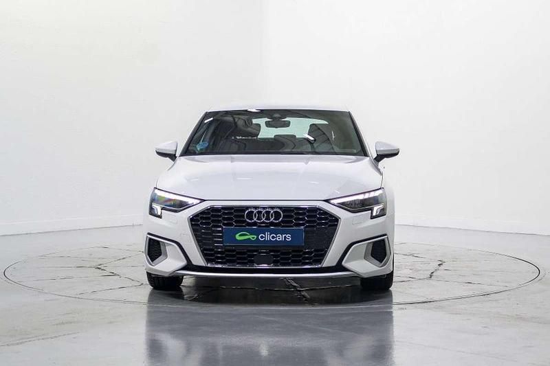 Usado Audi A3 Sportback Advanced 110 CV (80 kW) 2021 Blanco Utilitario