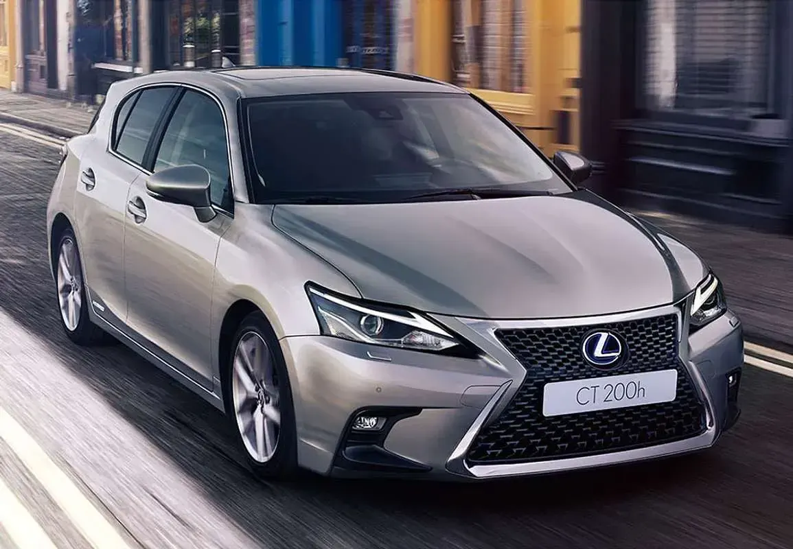 Usado Lexus CT200h Executive Line 136 CV (100 kW) 2014 Negro Utilitario