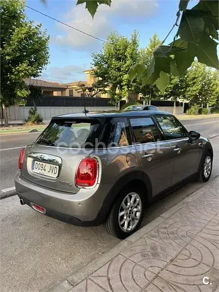 Usado Mini Cooper D 116 CV (85 kW) 2016 Gris / plata Utilitario
