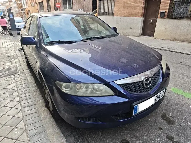 Usado Mazda 6 Active 141 CV (103 kW) 2005 Azul Berlina