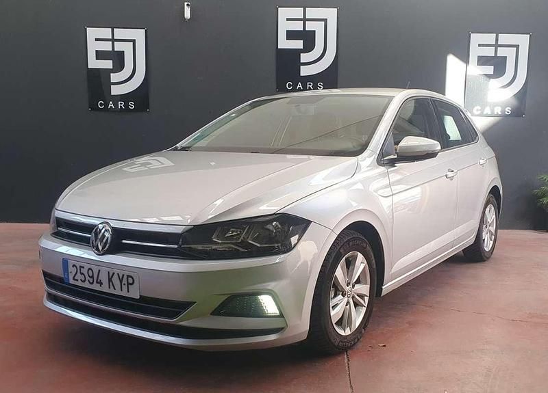 Usado VW Polo Advance 80 CV (58 kW) 2019 Gris Utilitario