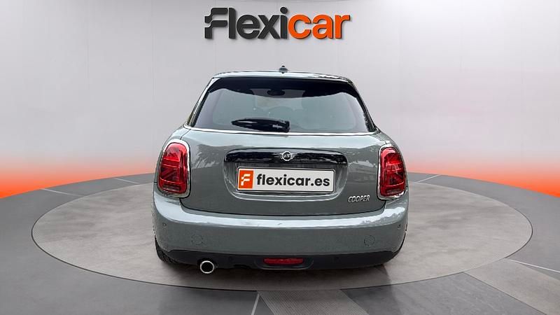 Usado Mini Cooper 136 CV (100 kW) 2019 Gris Utilitario