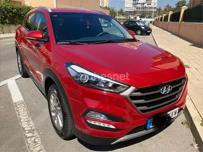 Usado Hyundai Tucson 131 CV (96 kW) 2018 Rojo SUV