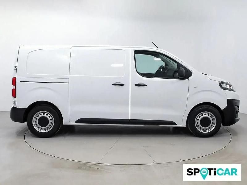 Usado Citroën Jumpy 120 CV (88 kW) 2024 Blanco Monovolumen
