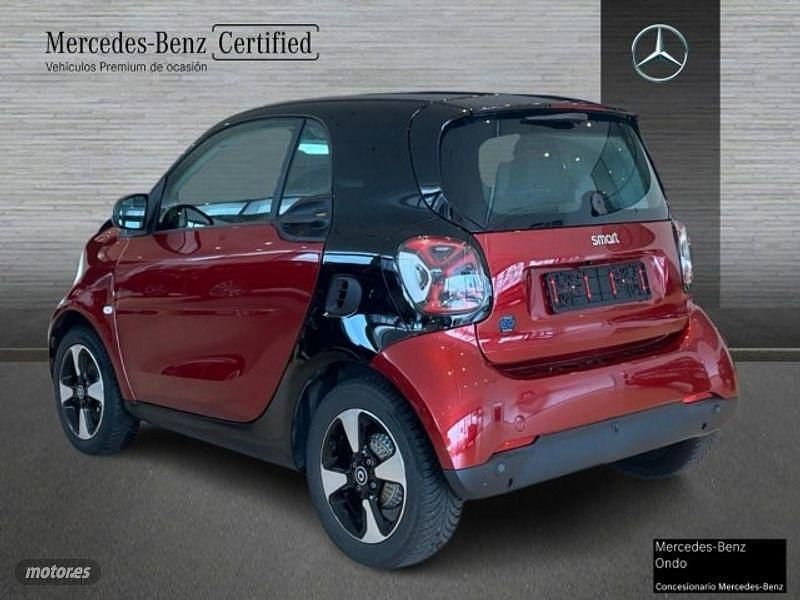 Usado Smart ForTwo Electric Drive Passion 60 kW (82 CV) 2023 Negro Utilitario