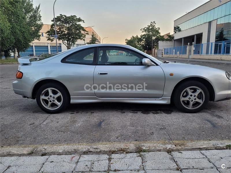 Usado Toyota Celica GT 175 CV (128 kW) 1997 Gris / plata Coupe