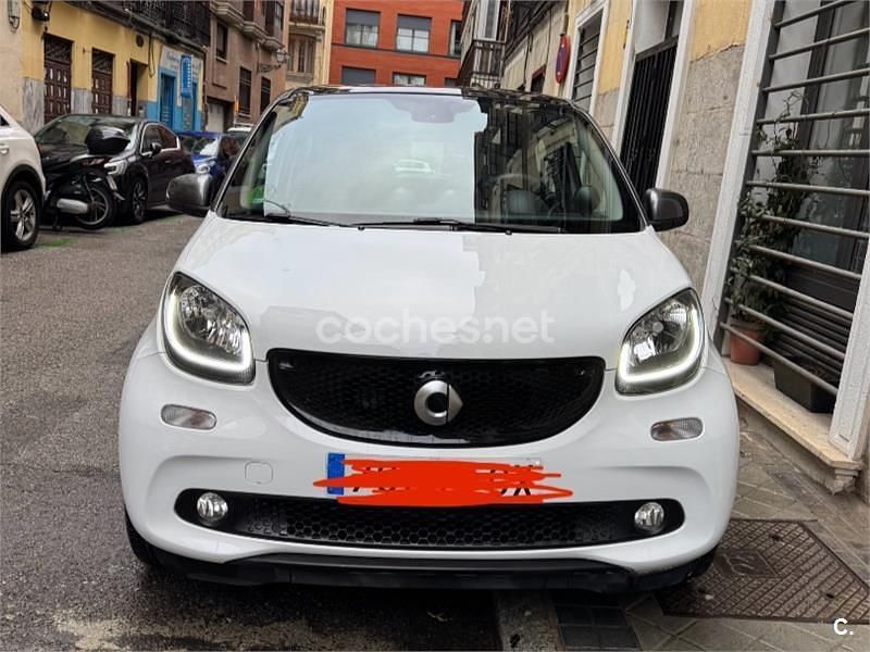 Usado Smart ForFour 90 CV (66 kW) 2019 Gris / plata Utilitario
