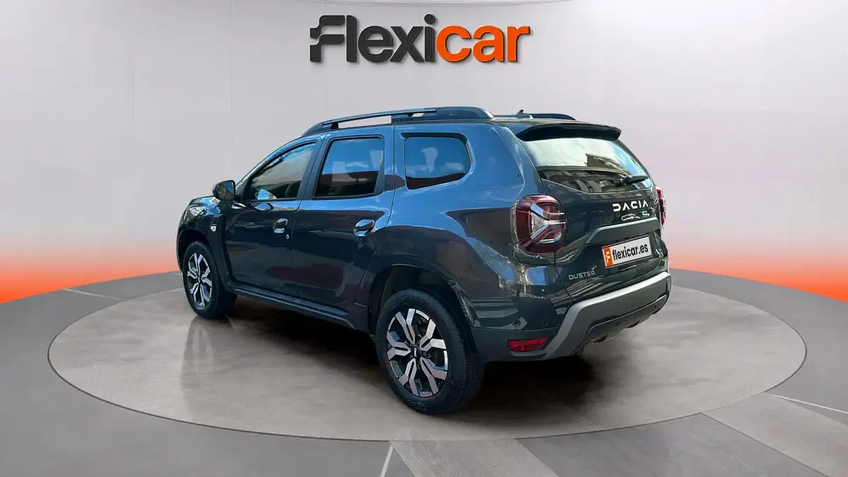 Usado Dacia Duster Journey 131 CV (96 kW) 2024 Gris SUV