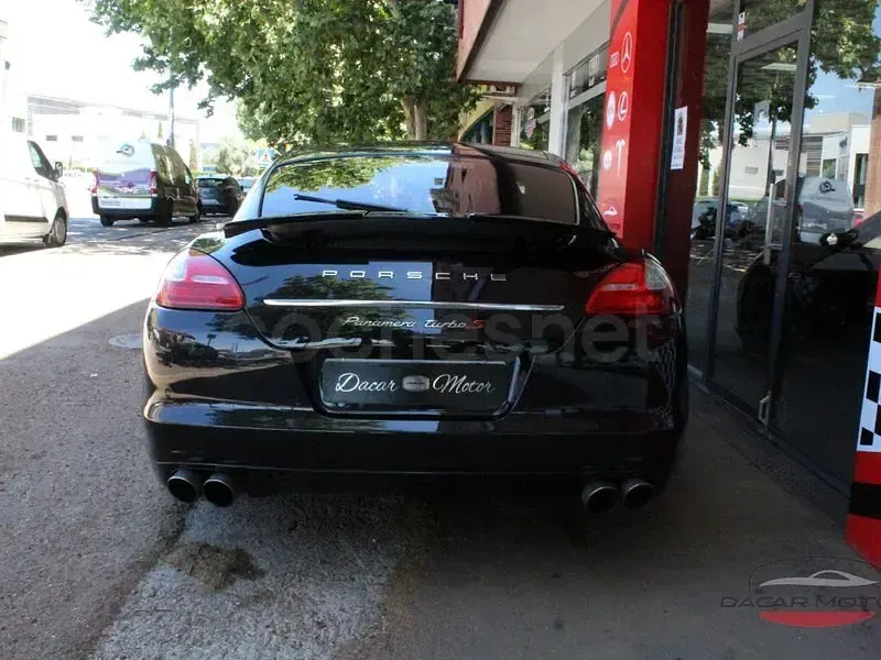 Usado Porsche Panamera Turbo S 550 CV (404 kW) 2012 Negro Utilitario