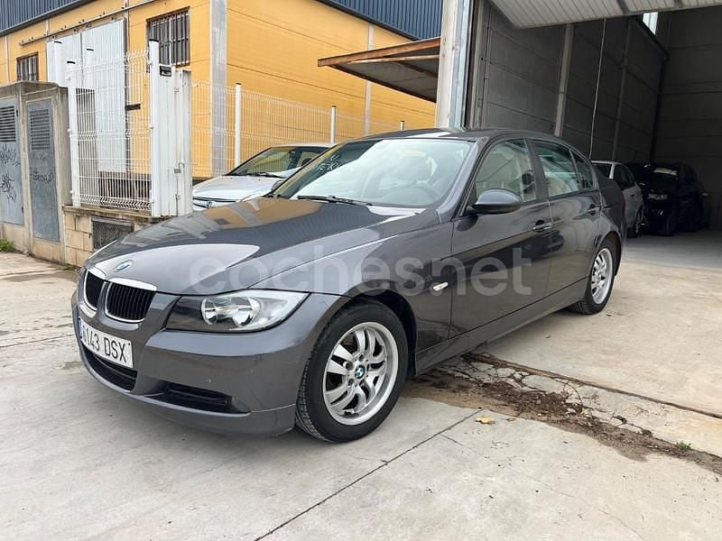 Gris / plata Usado 2005 BMW 320 Berlina | 7990 € (Precio justo) - Imagen 1/4