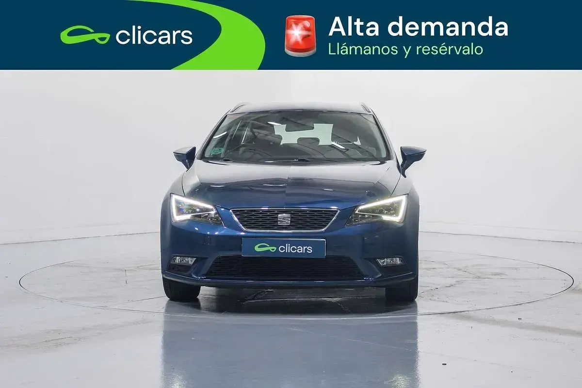 Usado Seat Leon ST Style 150 CV (110 kW) 2016 Azul Familiar