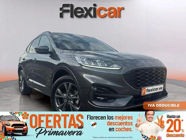 Usado Ford Kuga ST-Line 225 CV (165 kW) 2022 Gris / plata SUV