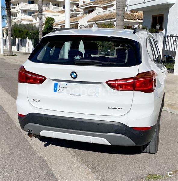 Usado BMW X1 Executive 136 CV (100 kW) 2018 Blanco SUV