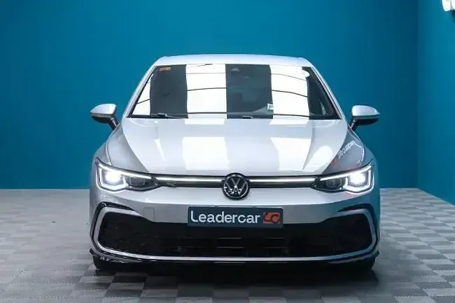 Usado VW Golf VII R-line 151 CV (111 kW) 2021 Gris / plata Utilitario