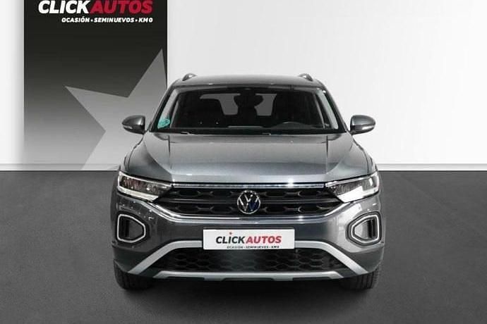 Usado VW T-Roc Life 110 CV (80 kW) 2022 Negro SUV