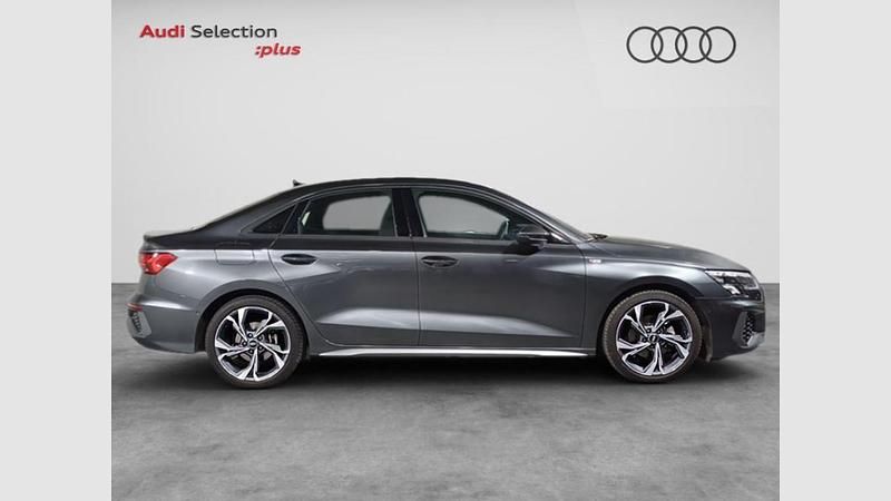 Usado Audi A3 S-Line 150 CV (110 kW) 2024 Gris daytona (efecto perla) Berlina